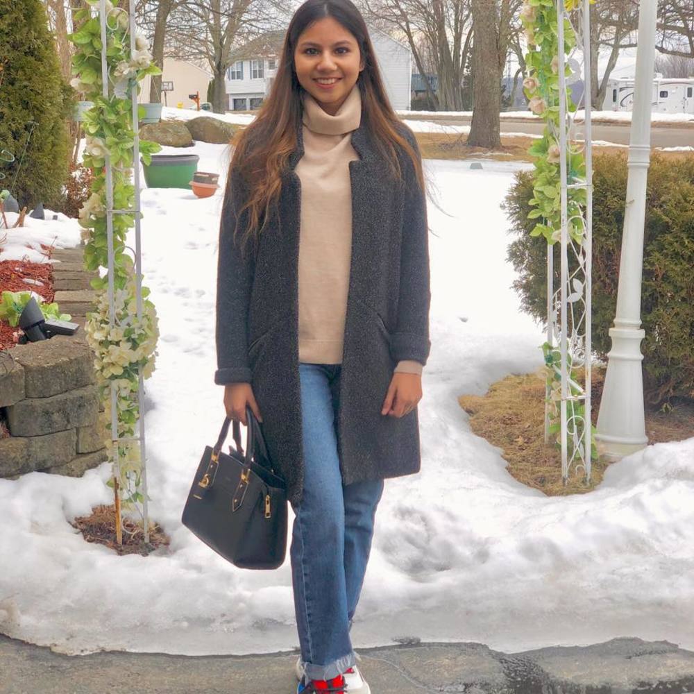 Meet your Posher, Arisha